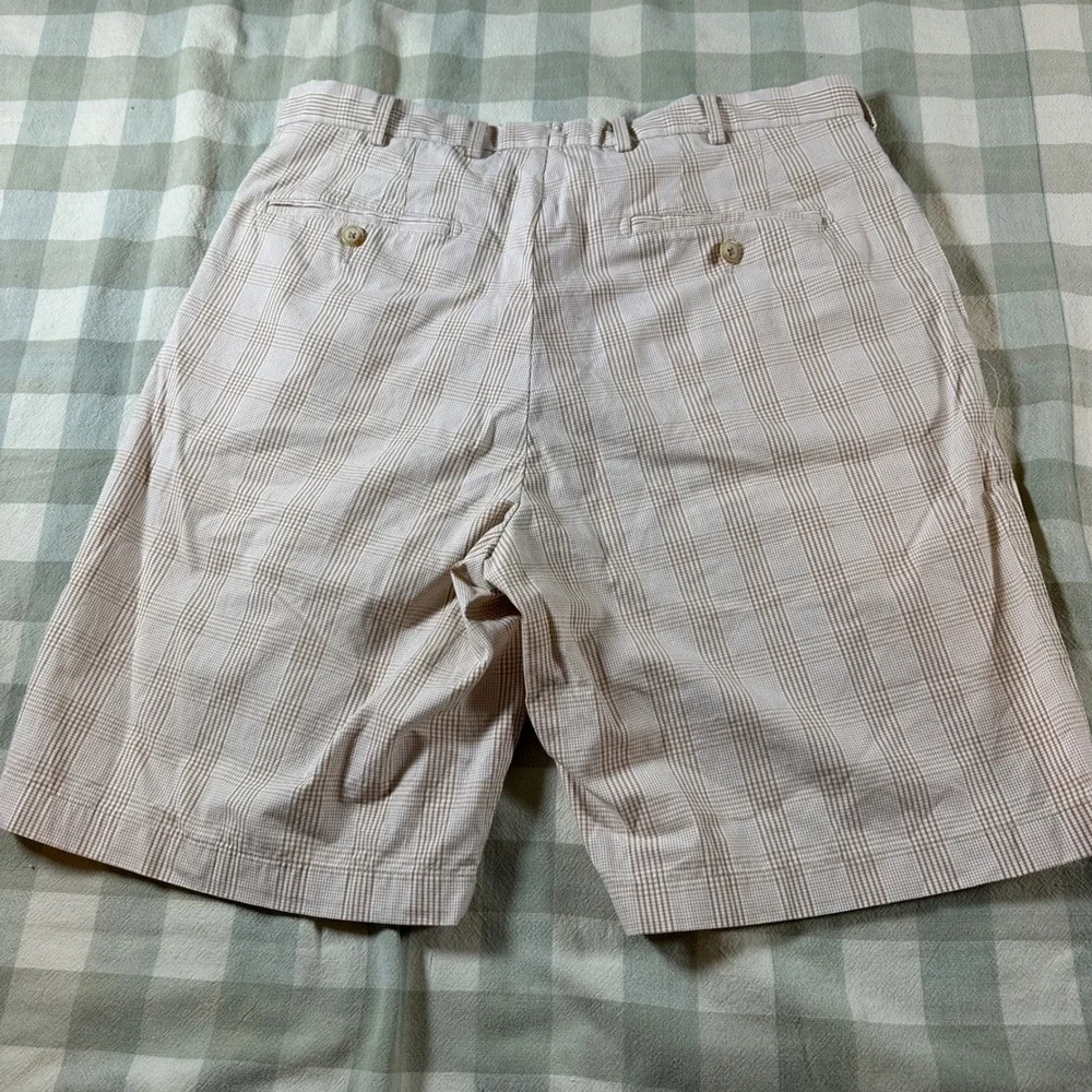 Peter Millar Mens 34 Pima Cotton Plaid Shorts Tan White Flat Front Golf Casual
